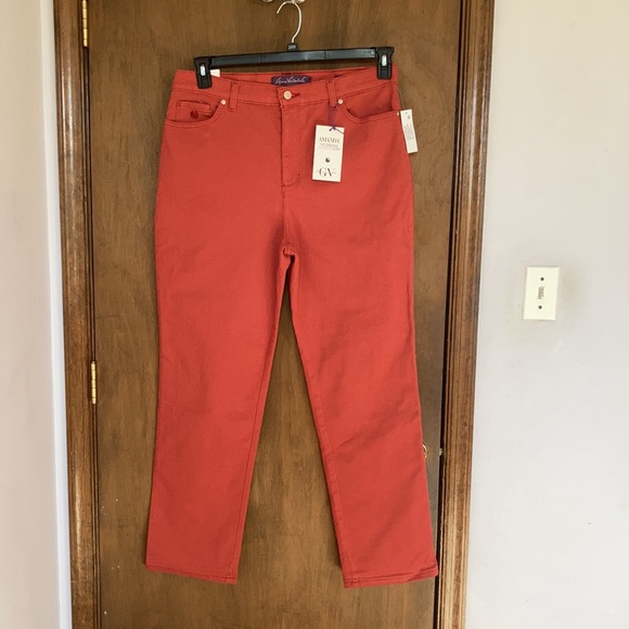 Relist1/27Gloria Vanderbilt Amanda jean classic rise tapered leg magical stretch - Picture 13 of 17